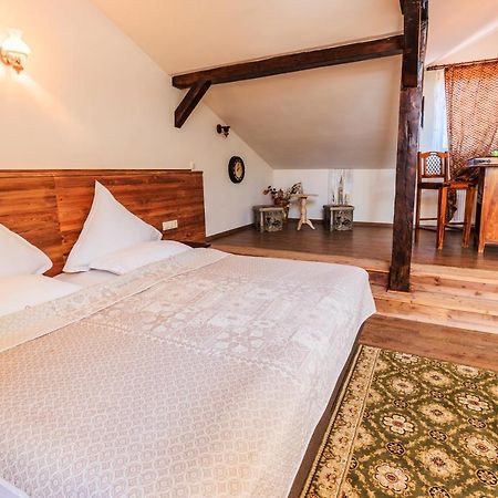 Hotel Bielmann Sînpetru Zewnętrze zdjęcie