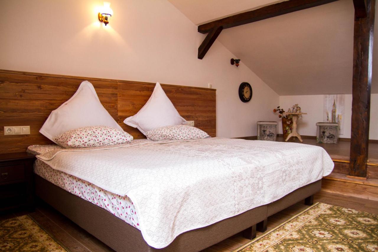 Hotel Bielmann Sînpetru Zewnętrze zdjęcie