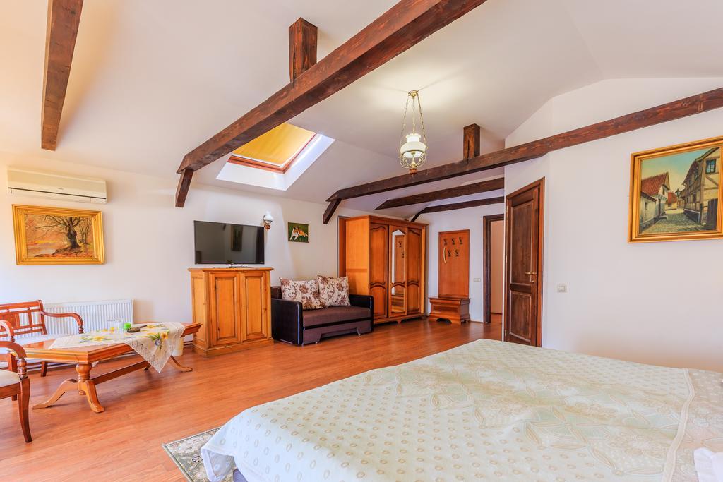 Hotel Bielmann Sînpetru Zewnętrze zdjęcie