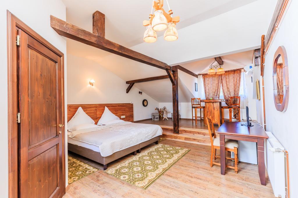 Hotel Bielmann Sînpetru Zewnętrze zdjęcie